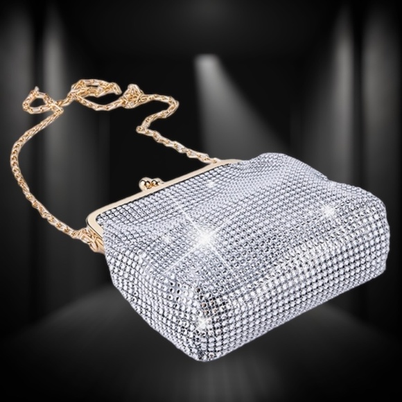 NWT Sparkly Silver Rhinestone Covered Mesh Clutch/Shoulder Bag w/Pouch Insert - Picture 3 of 17